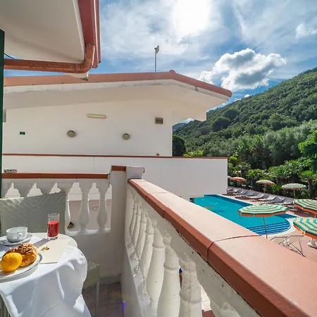 Hotel Santa Lucia-2